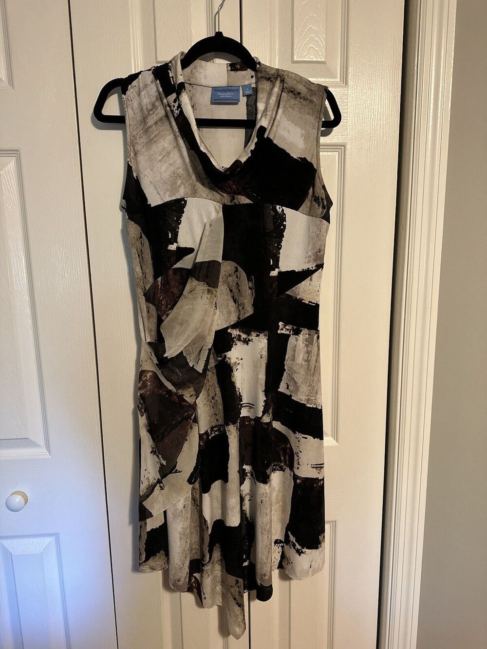 Simply Vera by Vera Wang Sleeveless Dress, Women's Size Small Asymmetric Hem